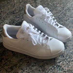 Adidas cloudfoam advantage sneakers
